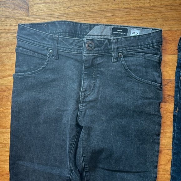 Volcom Kids Bottom Bundle - Picture 6 of 16